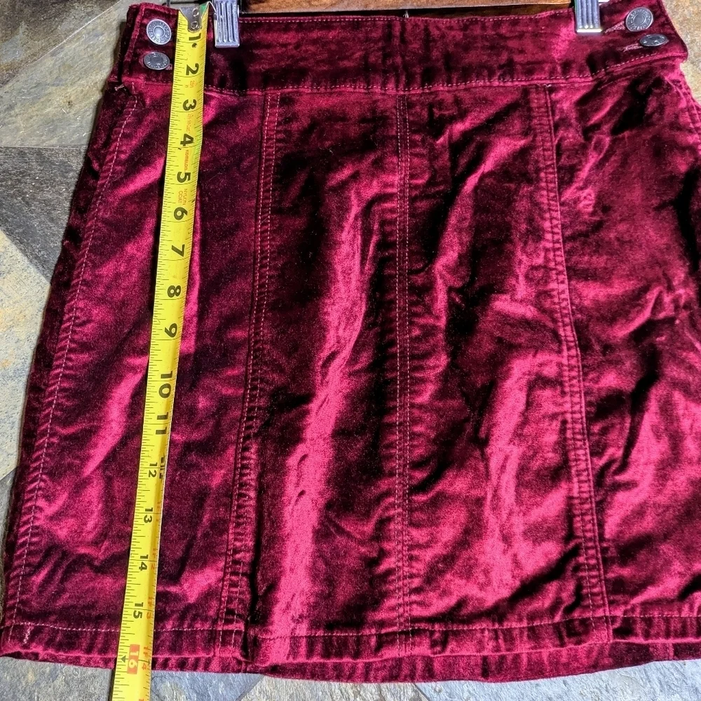 Free People Crushed Velvet‎ Mini Skirt Burgundy Red Grunge Retro Chic - Picture 9 of 10